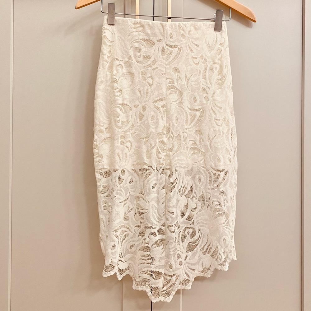 H&M Lace Mermaid Skirt